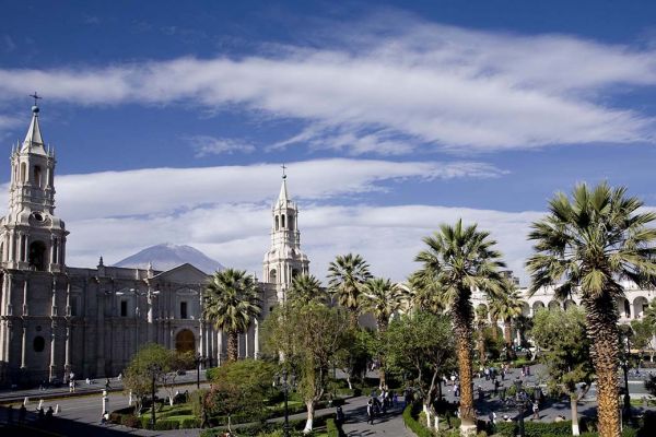 We explore the UNESCO listed Baroque heritage of churches and mansions of Arequipa