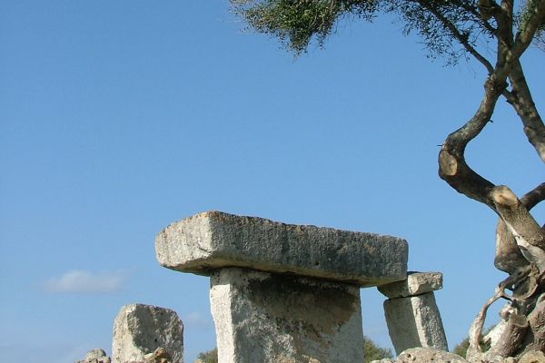 Prehistoric taula, Menorca