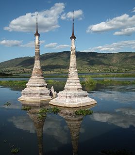 Myanmar lake temple