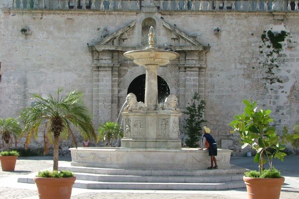 17C Spanish colonial architecture in Havana, Cuba