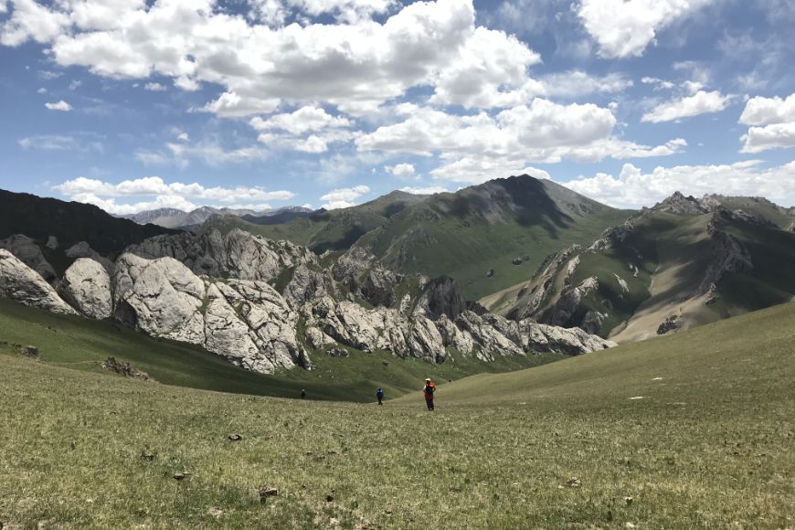 Kyrgyzstan Tash Rabat area walk