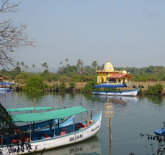 Goa boat